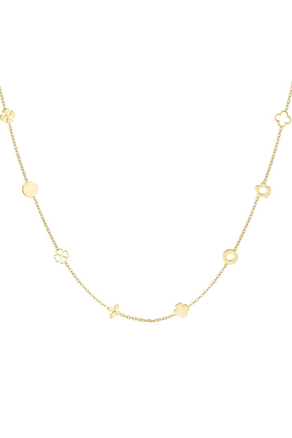 Entdecke die zeitlose Eleganz der Milla Halskette. Mit einer Länge von 39 cm und einer zusätzlichen 5 cm Verlängerung bietet sie dir die perfekte Passform. Hergestellt aus hochwertigem Edelstahl, das mit 14k Gold vergoldet ist, strahlt diese Halskette Luxus und Stil aus. Trage sie alleine für einen subtilen Look oder kombiniere sie mit anderen Schmuckstücken, um deinen persönlichen Stil zu unterstreichen. Ein Must-Have für deine Schmucksammlung.